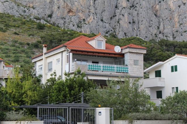 Apartment Danka Omiš Exterior foto