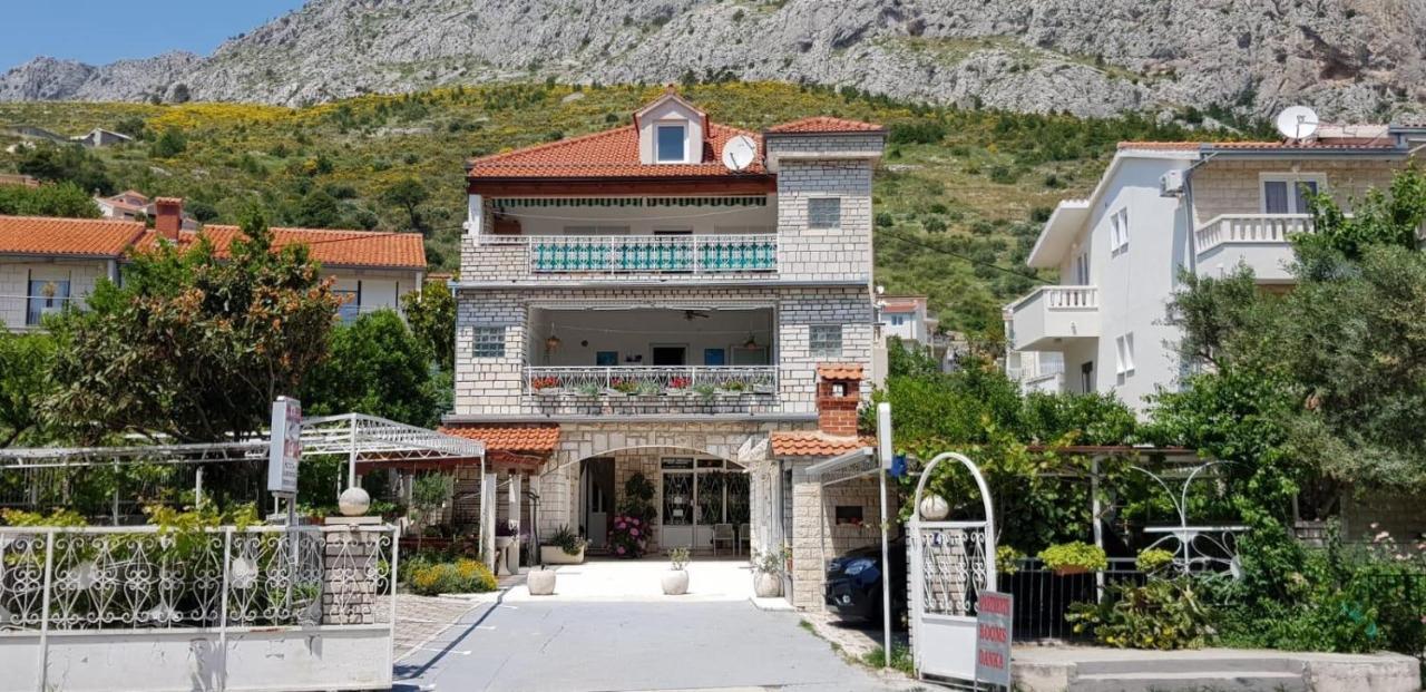Apartment Danka Omiš Exterior foto